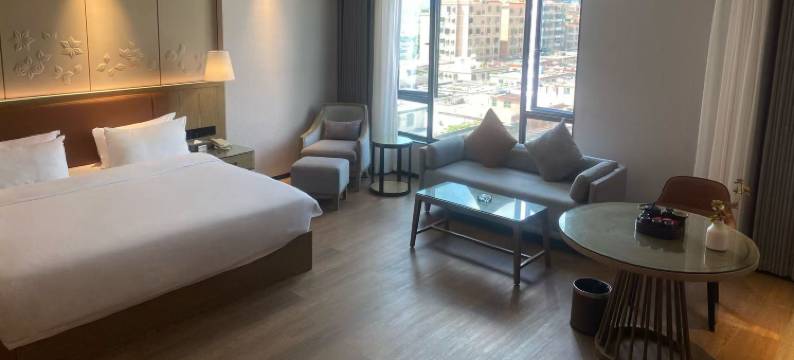 海丰亚丁酒店图片