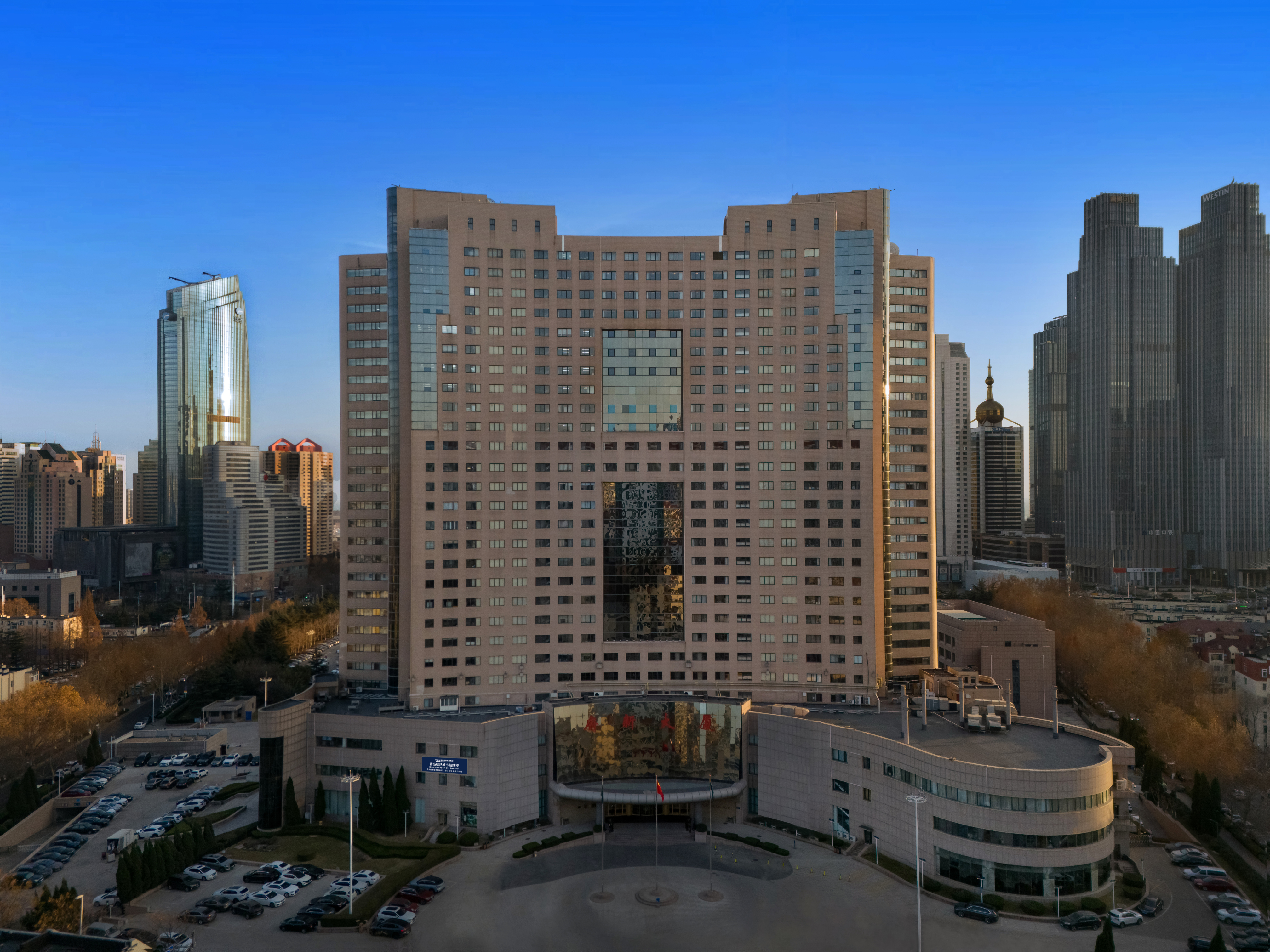 Fuxin Hotel Qingdao Over view