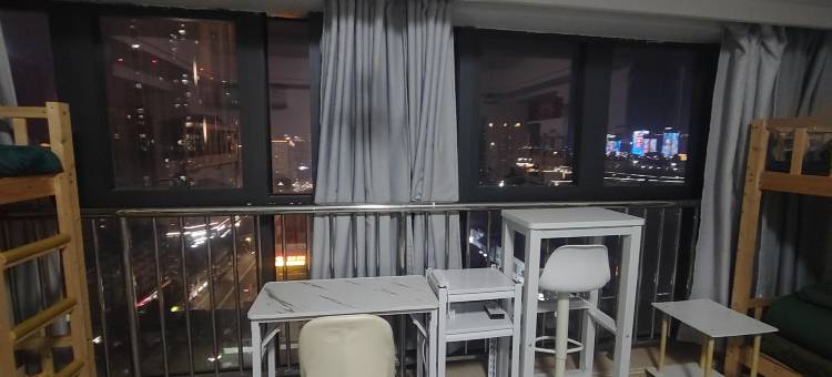 烈焰青年旅舍图片