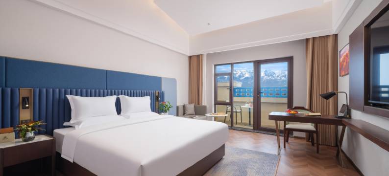 那拉提闽融云庭酒店图片