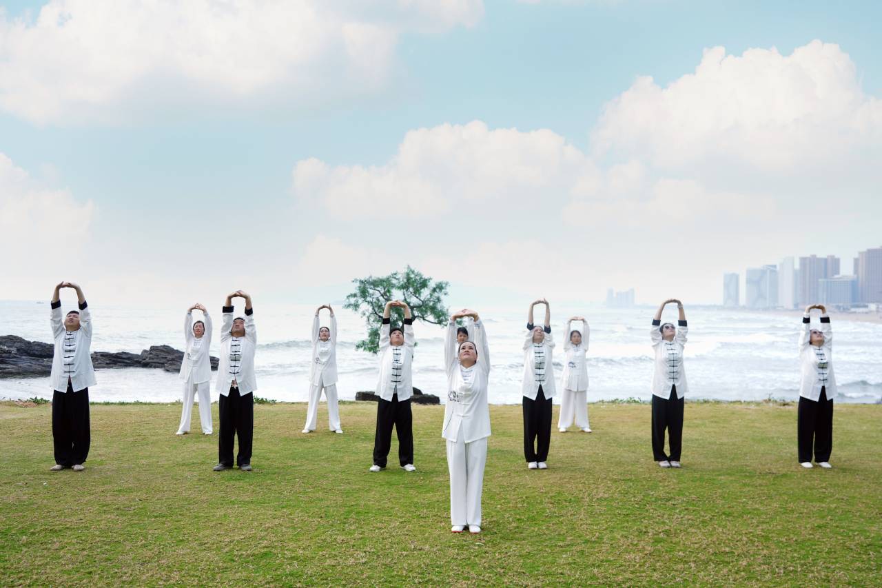 惠州惠东双月湾日出·银沙酒店图片