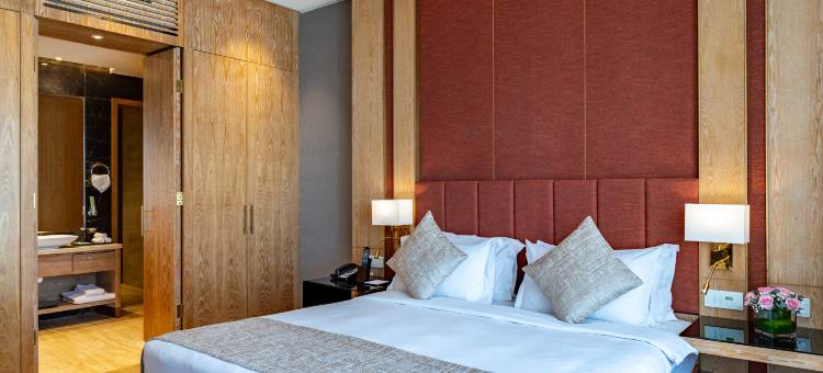 宾利豪华套房酒店(The Bentley Luxury Hotel & Suites)图片