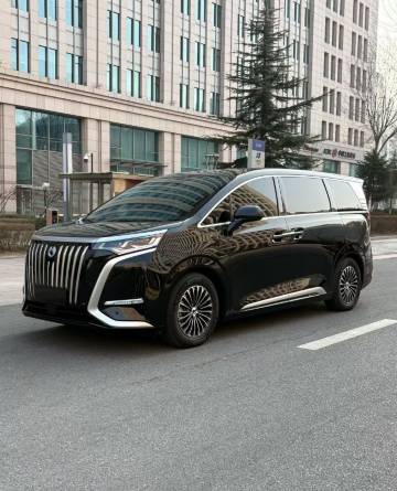 栀子轻居酒店(民主街历史文化街区荆门站店)图片