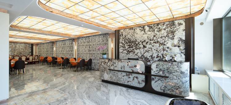 额尔古纳布里斯酒店(哈撒尔广场博物馆店)图片