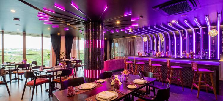 普吉岛奈汉海滩温德姆至尊酒店(Wyndham Grand Nai Harn Beach Phuket)图片