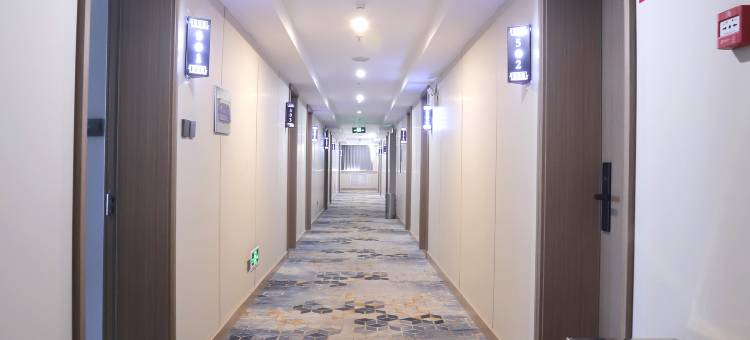 临汾书荣大酒店(平阳广场鼓楼休闲广场店)图片