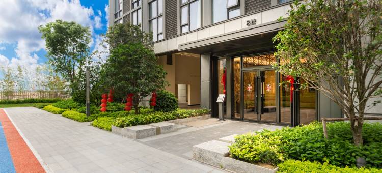 艺途公寓(汕头高铁站龙光世纪商务中心店)图片