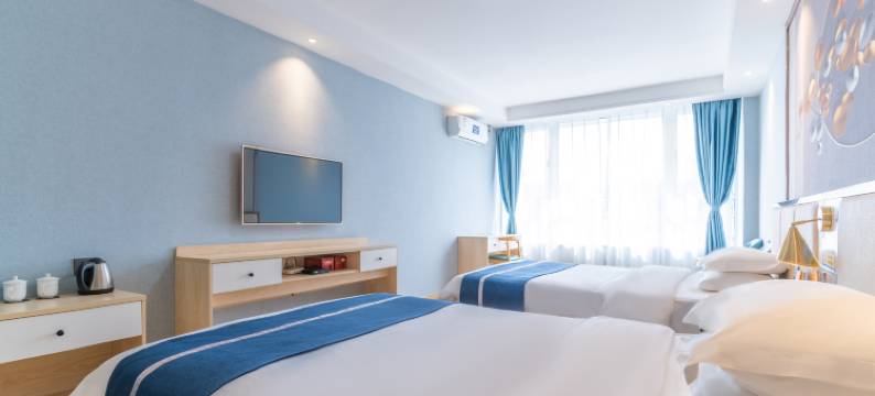 柏悦时尚酒店(江门东站店)图片