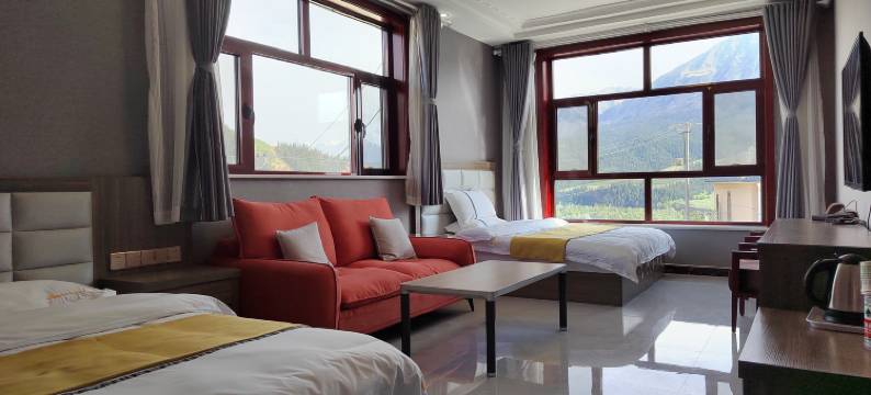 祁连唯伊休闲度假山庄图片