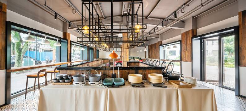 上海山麓酒店(枫泾古镇店)图片