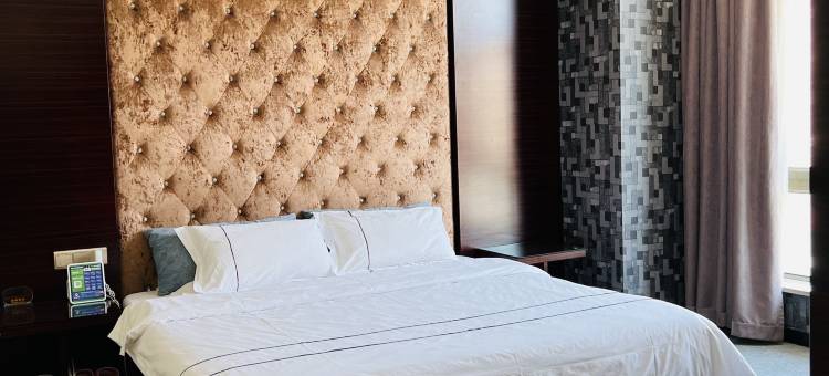 紫金商务酒店(乌鲁木齐市十二师高级中学店)图片