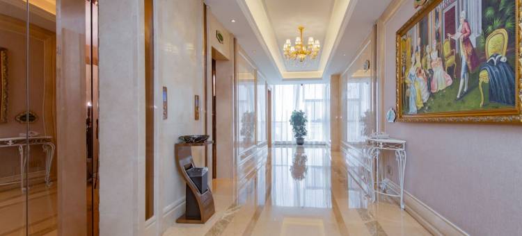 维也纳国际酒店(南县大世界店)图片