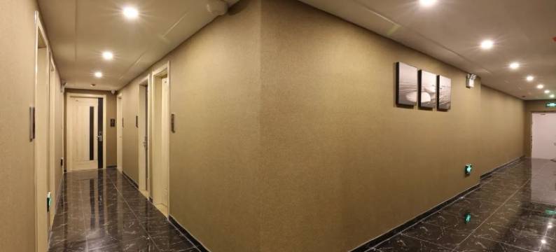 凡客电竞主题宾馆(昆山玉山广场地铁站店)图片