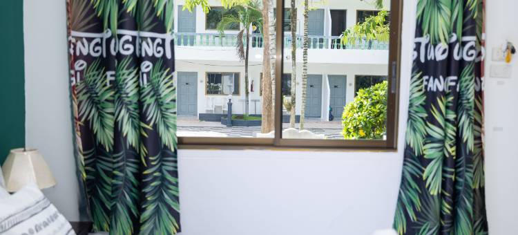 椰子度假酒店(The Coconut Nanai Resort Phuket)图片