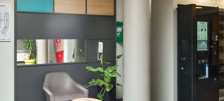 利塞艾维1号民宿酒店(B&B Hôtel Evry Lisses 1)图片