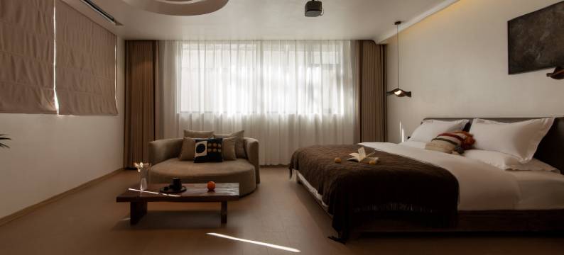 青庐朴语·心域|慢泊富氧美学民宿(独克宗古城大佛寺转经筒店)图片