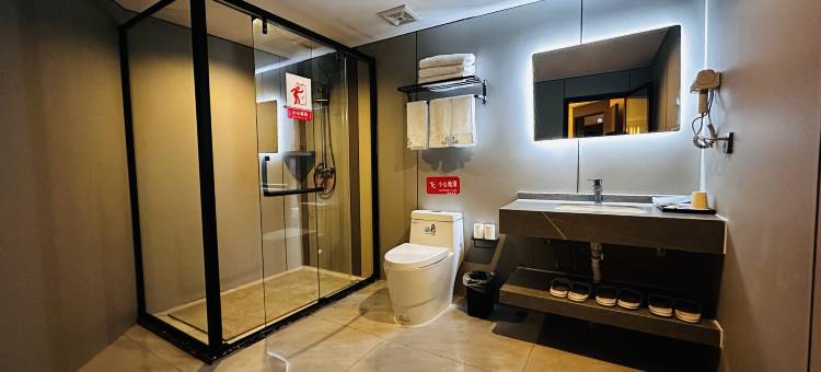 鄂州雅澜君怡商务宾馆(鄂州火车站店)图片