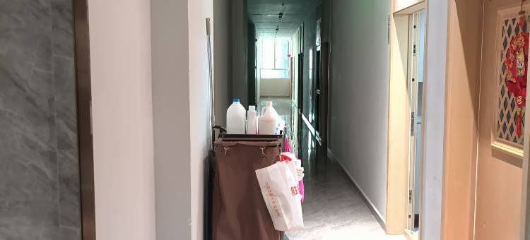 澎湖湾LOFT轻奢影院民宿(青花东岸艾溪湖东地铁站店)图片