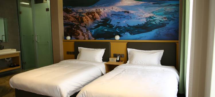 有涧酒店(中国漠河美食一条街店)图片