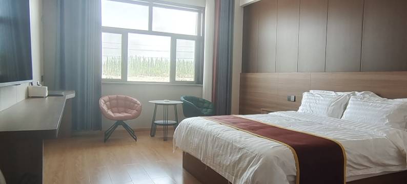 阿克塞露源宾馆图片