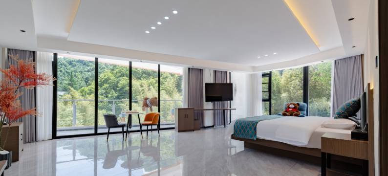 竹里青山民宿(老君山景区云景索道店)图片