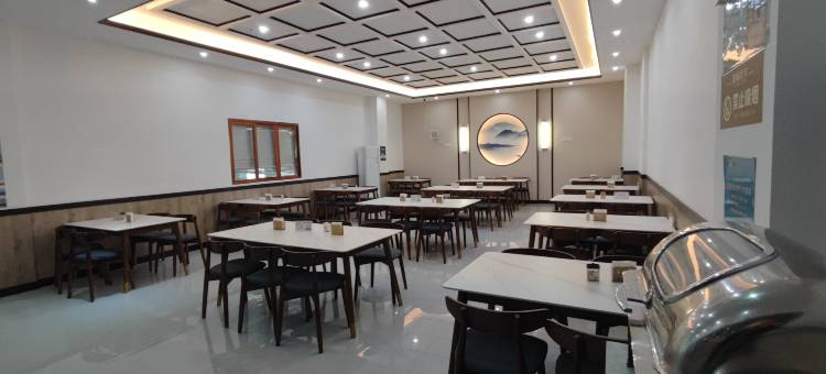 华公馆酒店(高铁站店)图片