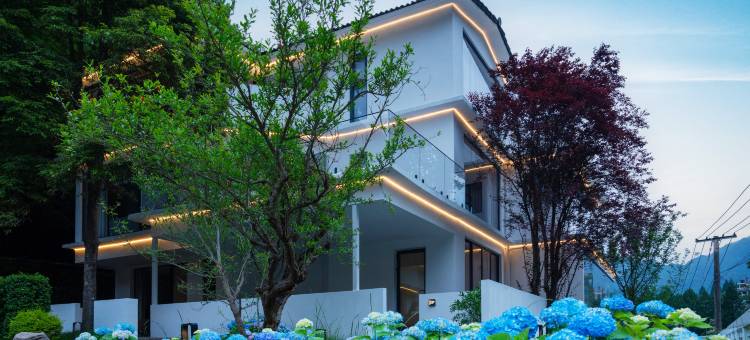 云孚里云宿·青城逅舍私汤度假民宿(都江堰青城后山店)图片