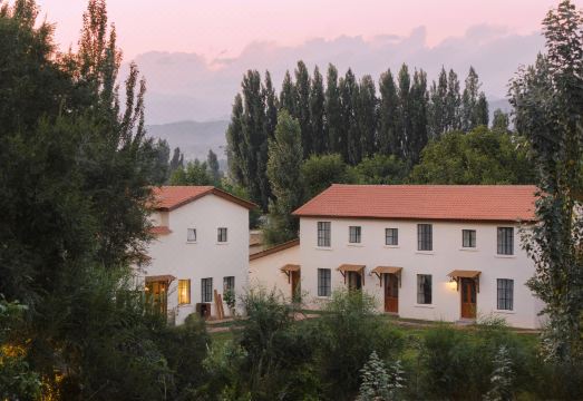 霍城隅里民宿（晃晃村店）外景图