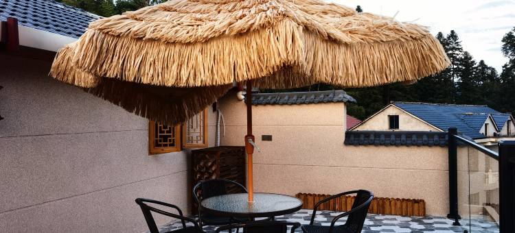 观山如是民宿(葛仙山风景区店)图片