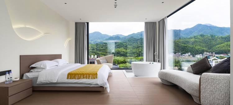 莽山源著·大峡谷畔山居图片