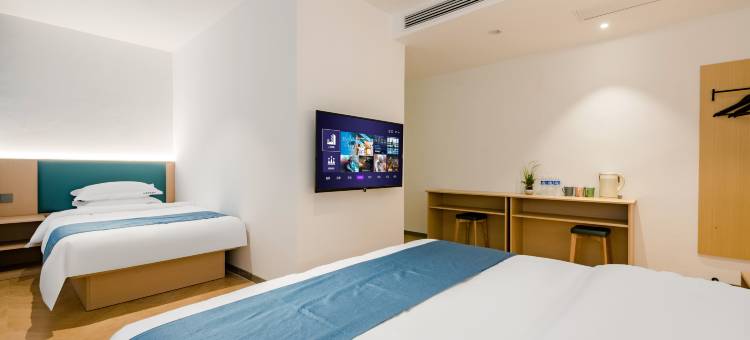 四季华悦精品酒店(洛阳火车站丹尼斯大卫天地店)图片