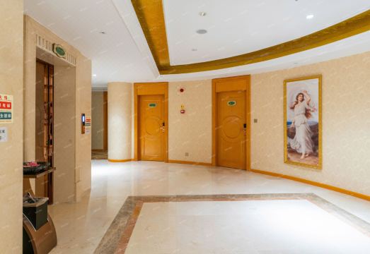 Vienna Hotel (Ruichang Liansheng) Hotel Overview