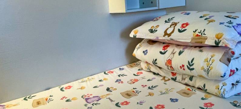 风很可爱女生青年旅舍图片