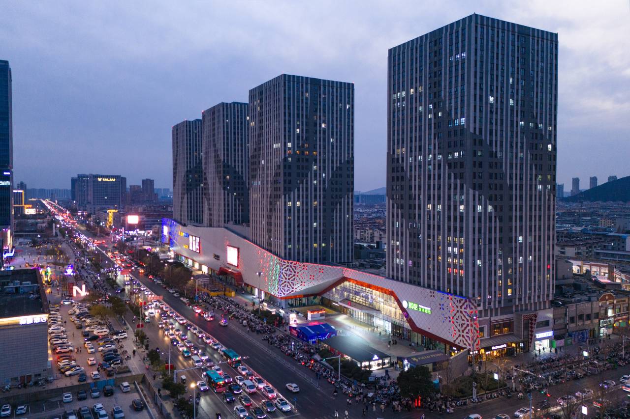 彭城高空城景影院酒店(徐州铜山万达广场师范大学地铁站店)图片