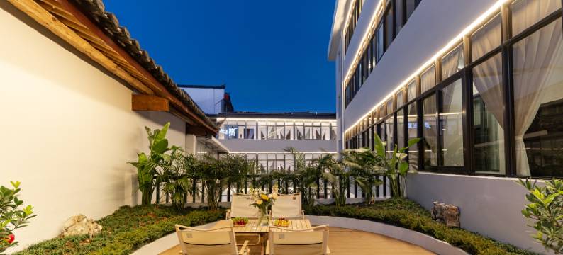 云之南酒店(丽江古城大水车店)图片