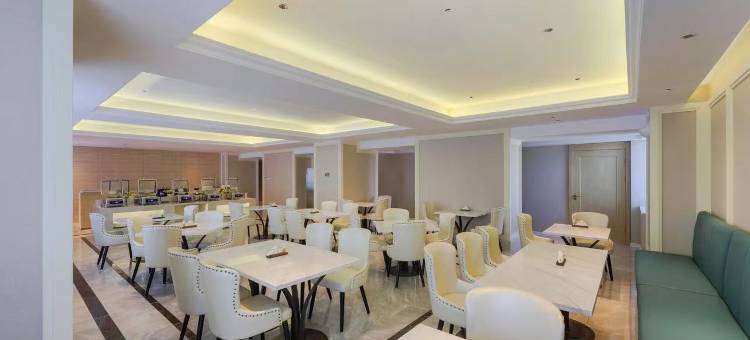 如家UP华驿精选酒店(济南工业南路绿地国金中心店)图片