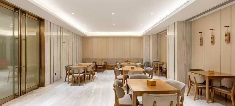 世家智慧酒店(西安吉祥村地铁站店)图片