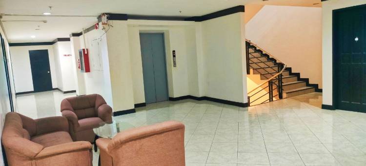 杜马格特市入住酒店(Check Inn Hotel Dumaguete City by RedDoorz)图片