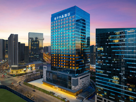 大连东港商务区桔子水晶酒店