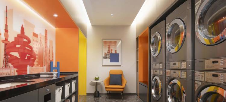 青岛五四广场奥帆中心希尔顿欢朋酒店图片