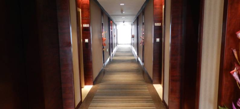 澜沧祥云大酒店(拉祜广场民族街店)图片