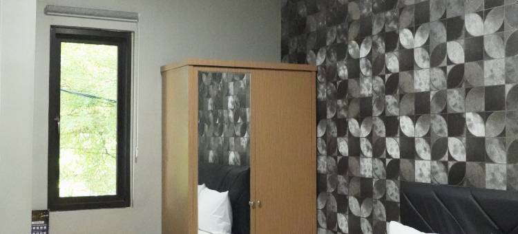 三峇尔伊斯兰酒店卡拉旺(Hotel Tiga-Er Syariah Karawang)图片