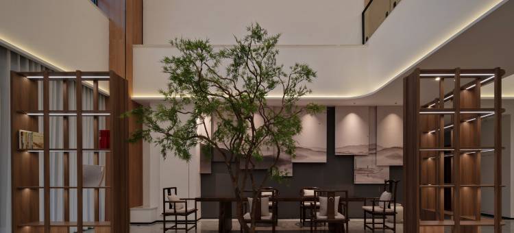 见吾乡·月亮湖畔度假庄园(皖南川藏线月亮湾风景区店)图片