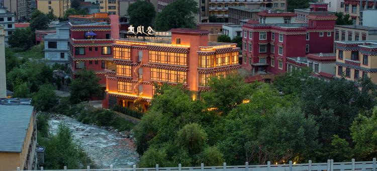 曲阁仓庄园民宿(甘孜巴塘店)图片