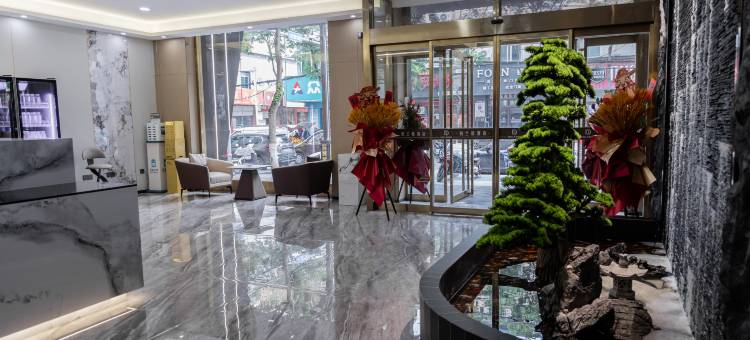 铂兰格酒店(市政府店)图片