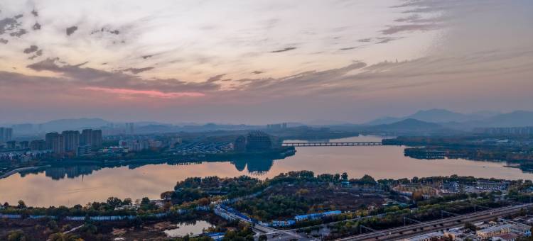 泰安铭座三泰主题酒店(泰山景区店)图片