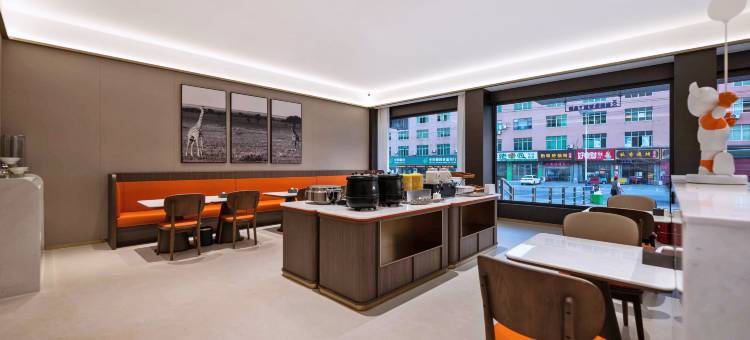 亚悦酒店(芦田工业园店)图片