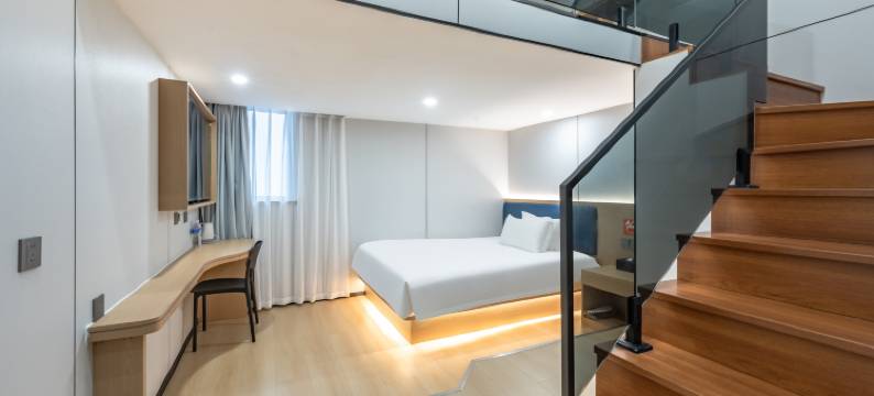 布丁严选酒店(上海北外滩大连路地铁站店)图片