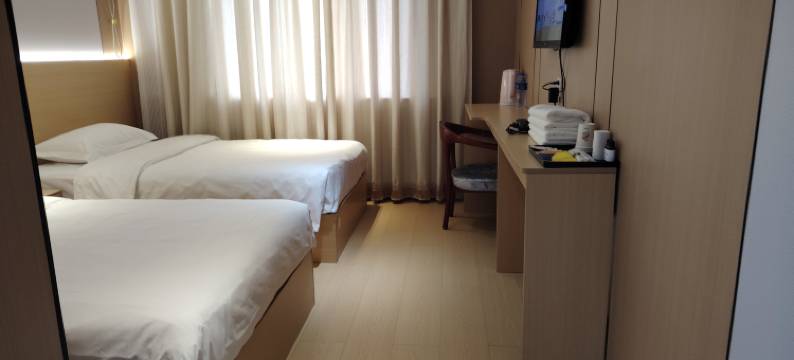 青柚酒店(庆阳三中店)图片