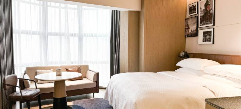 哈尔滨中央大街福朋喜来登酒店(城市中心火车站店)图片